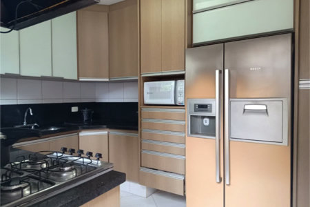Casa Térrea à venda com 4 quartos, sendo 3 suítes, em Jardim Morumbi, São Paulo, SP