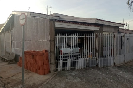Casa à venda ou para alugar com 3 quartos, sendo 1 suíte, em Jardim Alvorada, Itapetininga, SP