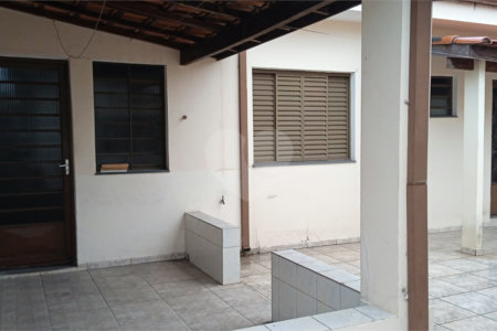 Casa à venda com 4 quartos em Parque Maria Helena, Suzano, SP