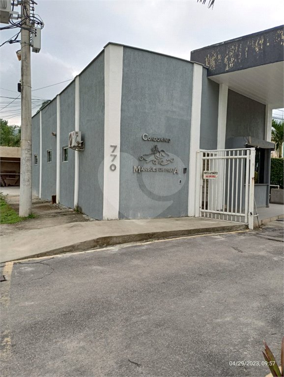 Casa à venda com 5 quartos, sendo 3 suítes, no condomínio Mansões da Prata, Rio de Janeiro - RJ