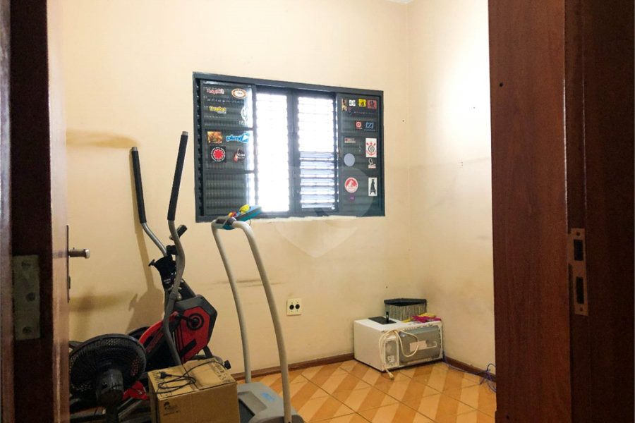 Sobrado à venda com 5 quartos, sendo 1 suíte, em Parque Edu Chaves, São Paulo, SP