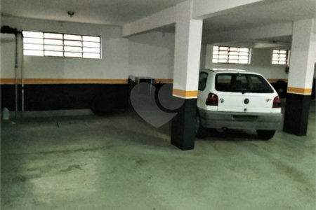 Apartamento com 83m² , 2 dormitórios , 2 vagas , à venda no bairro Cerâmica em São Caetano do Sul.
