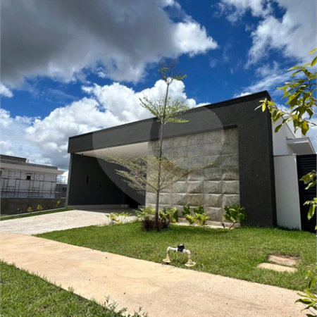 Casa à venda com 3 suítes no condomínio Brisas Horizontal, Cuiabá - MT