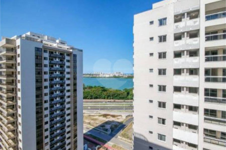 Apartamento à venda com 3 quartos, sendo 1 suíte, em Camorim, Rio de Janeiro, RJ
