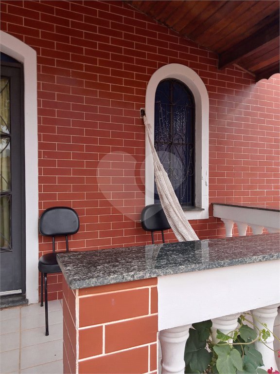 Casa Térrea à venda com 3 suítes no Centro, Bom Jesus dos Perdões, SP