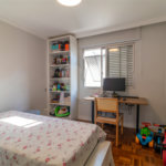 Apartamento à venda com 3 quartos, sendo 1 suíte, em Moema, São Paulo, SP