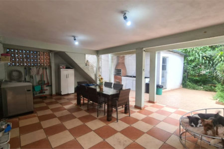 Sobrado à venda com 5 quartos em Vila Germinal, São Paulo, SP