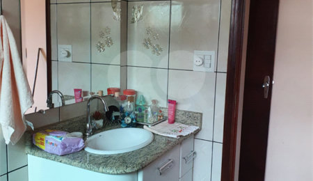 Sobrado à venda com 3 quartos, sendo 1 suíte, em Tremembé, São Paulo, SP