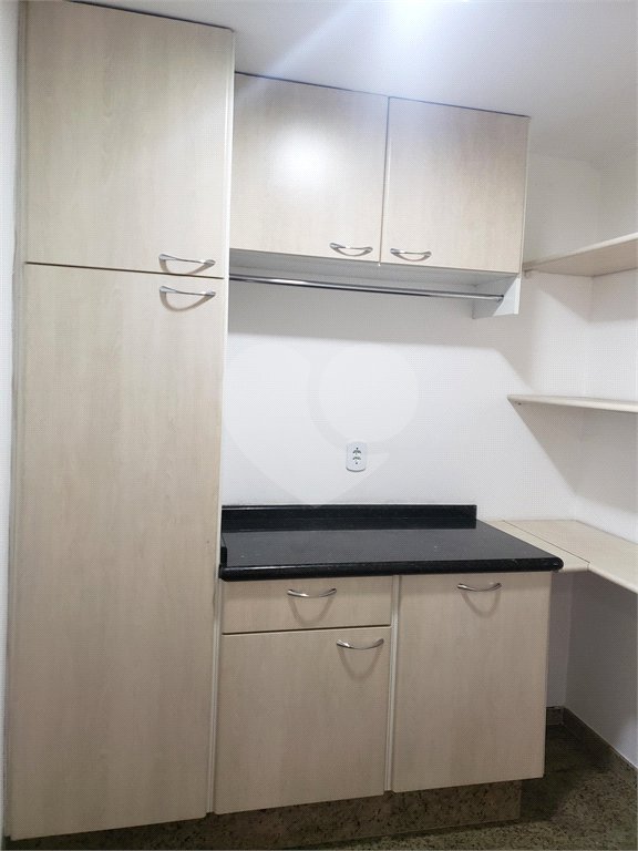 Casa à venda com 4 quartos, sendo 1 suíte,  em Vila Oliveira, Mogi das Cruzes, SP
