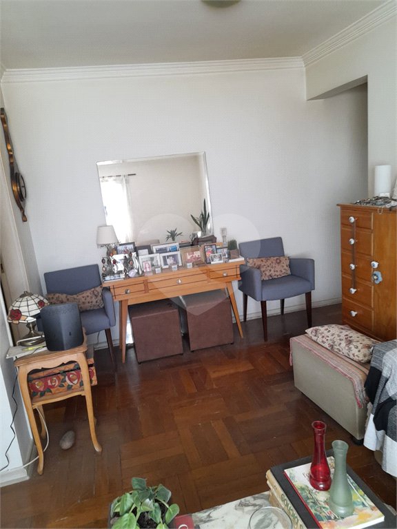 Apartamento para alugar com 3 quartos, sendo 1 suíte, em Vila Olímpia, São Paulo, SP