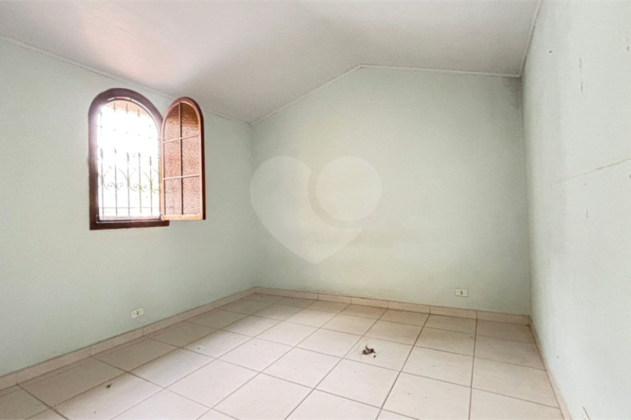 Sobrado à venda ou para alugar com 15 quartos em Tremembé, São Paulo, SP