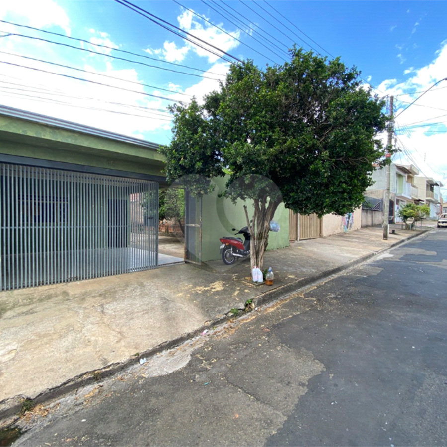 Casa à venda com 2 quartos em Loteamento Municipal São Carlos 3, São Carlos, SP