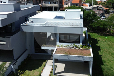 Casa à venda com 3 suítes no condomínio Villa Sapezal, Indaiatuba - SP