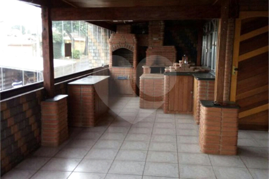 Sobrado à venda com 4 quartos em Jardim Ana Maria, Santo André, SP