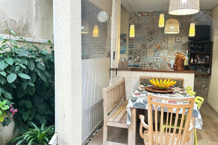 Sobrado à venda com 2 suítes em Jardim Rubi, Mogi das Cruzes, SP