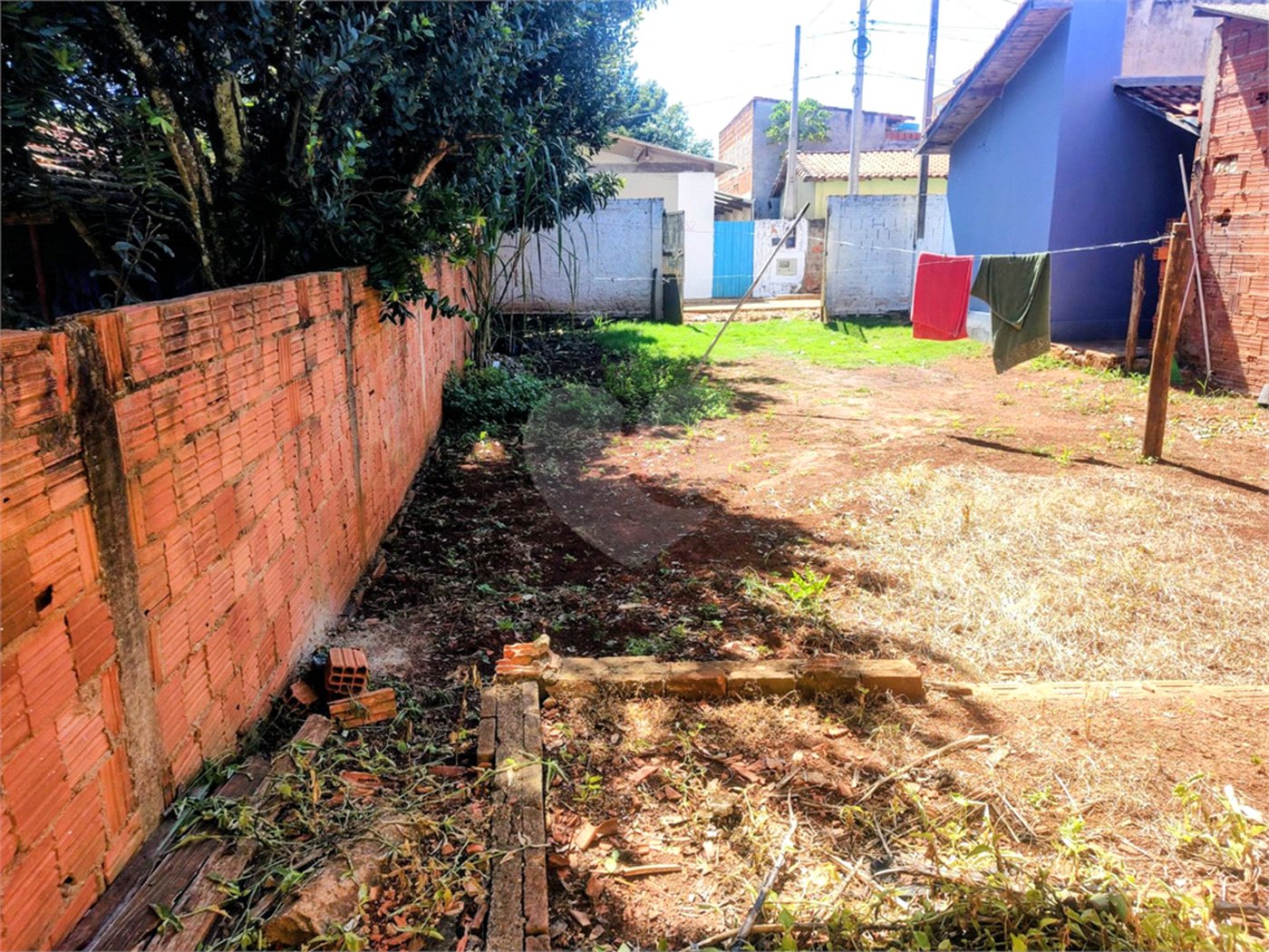 Casa à venda com 3 quartos, sendo 1 suíte, em Tupy, Itapetininga, SP