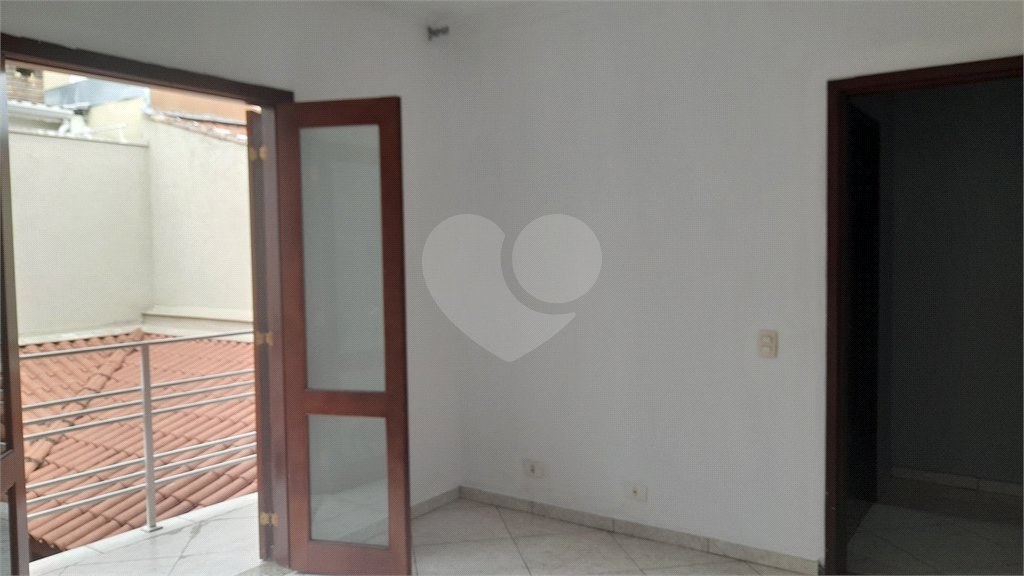 Sobrado à venda com 3 quartos, sendo 1 suíte, em Tremembé, São Paulo, SP