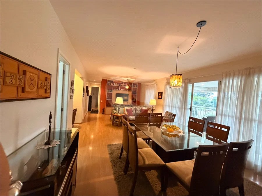 Apartamento à venda com 3 suítes em Jardim Marajoara, São Paulo, SP