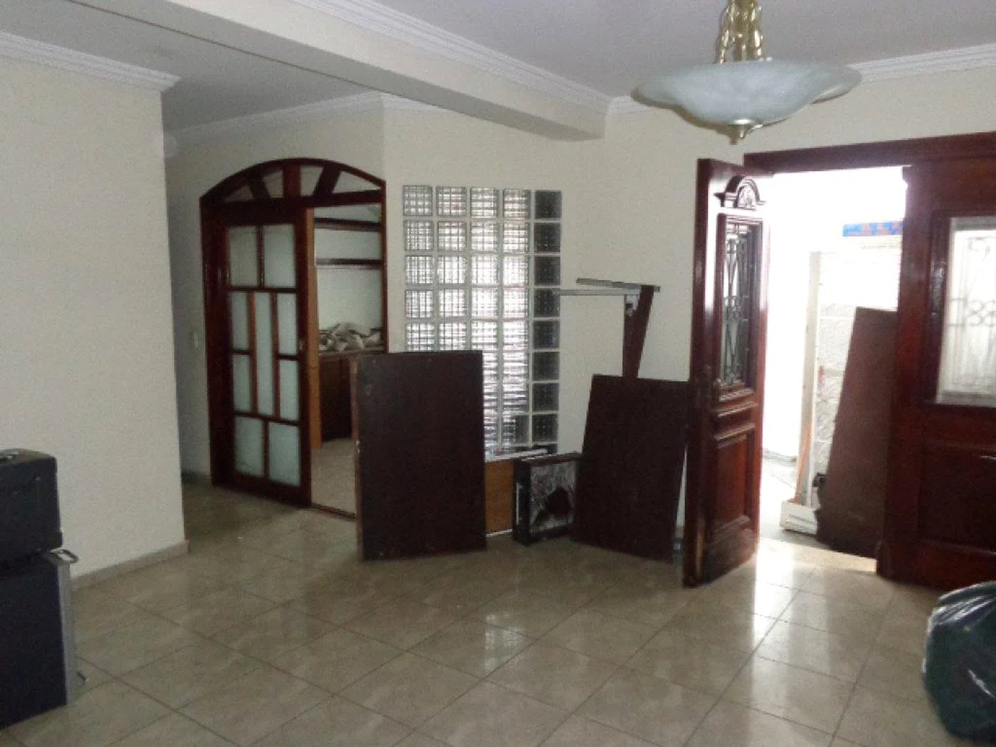 Casa à venda com 3 suítes no condomínio Dracena, São Paulo - SP