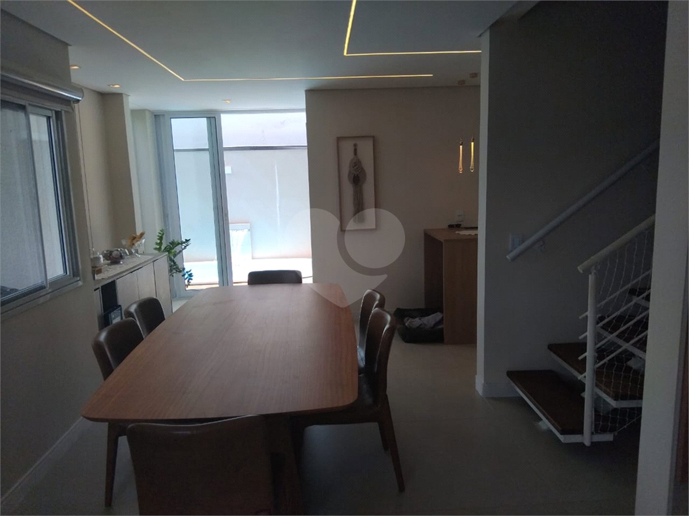 Casa à venda com 4 quartos, sendo 1 suíte,  no condomínio Vivaldi, Mogi das Cruzes - SP