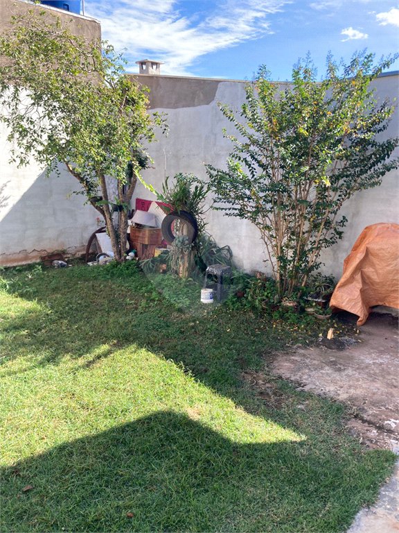 Casa à venda com 2 quartos, sendo 1 suíte, em Parque dos Ipês II, Ponta Porã, MS