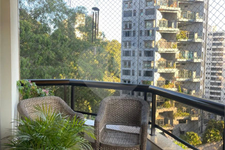 Apartamento à venda com 4 suítes em Morumbi, São Paulo, SP