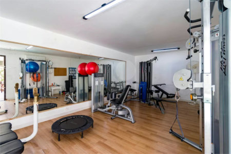 Apartamento à venda com 4 quartos, sendo 2 suítes, em Real Parque, São Paulo, SP