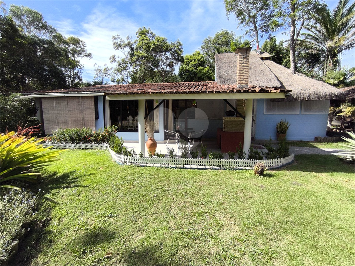 Chácara à venda com 3 quartos, sendo 1 suíte, no Centro, Santa Cruz Cabrália, BA