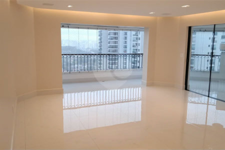 Apartamento à venda ou para alugar com 4 suítes em Jardim Marajoara, São Paulo, SP