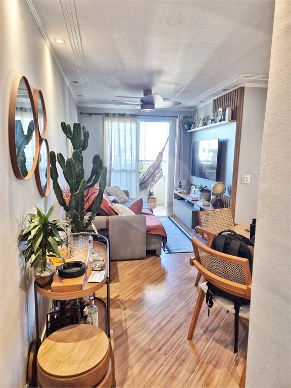 Apartamento à venda com 3 quartos, sendo 1 suíte, em Vila Nova Cachoeirinha, São Paulo, SP