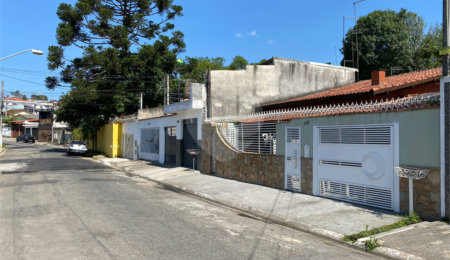 Casa à venda com 3 quartos, sendo 1 suíte, em Parque Santa Rosa, Suzano, SP