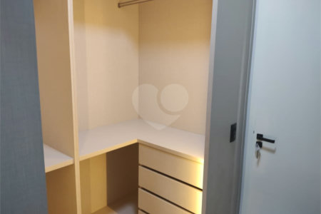 Casa à venda com 3 quartos, sendo 1 suíte,  no condomínio Madre Maria Vilac, Valinhos - SP