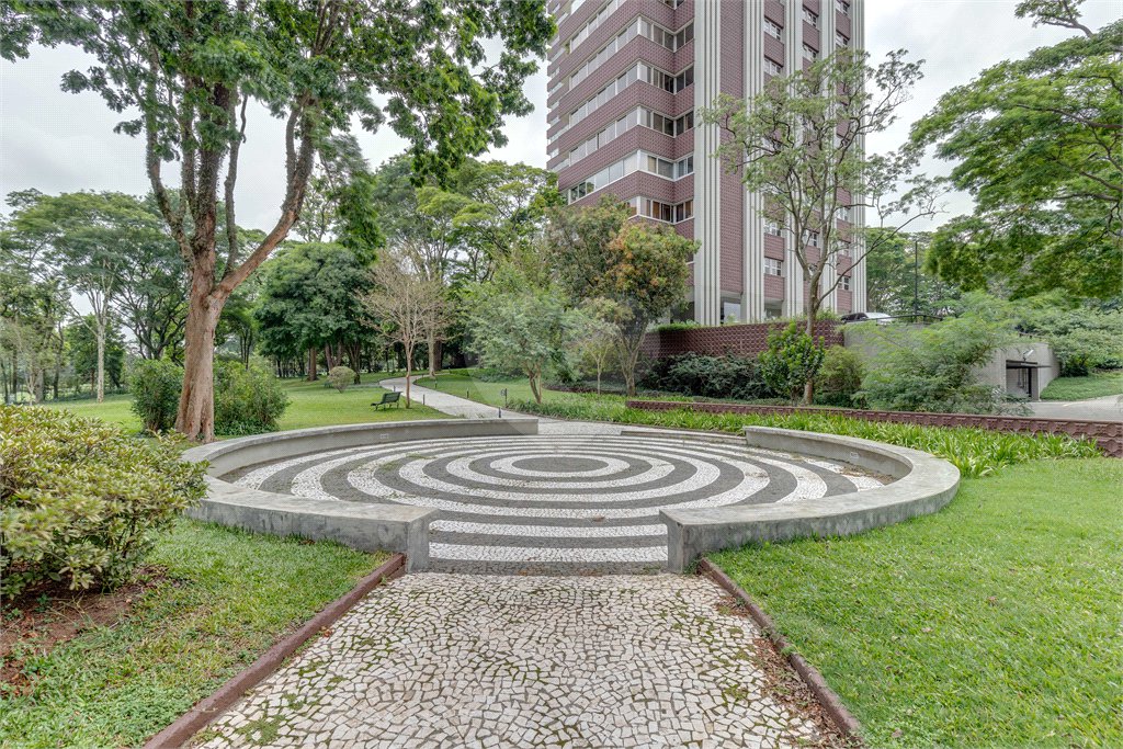 Apartamento à venda com 4 suítes em Jardim Marajoara, São Paulo, SP