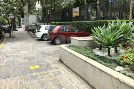 Apartamento à venda com 4 quartos, sendo 3 suítes,  em Itaim Bibi, São Paulo, SP