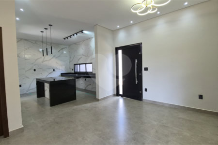 Casa à venda com 3 quartos, sendo 1 suíte, em Parque dos Lagos, Ribeirão Preto, SP