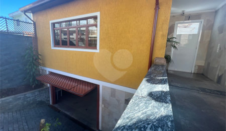 Sobrado à venda com 7 quartos, sendo 1 suíte,  em Tremembé, São Paulo, SP