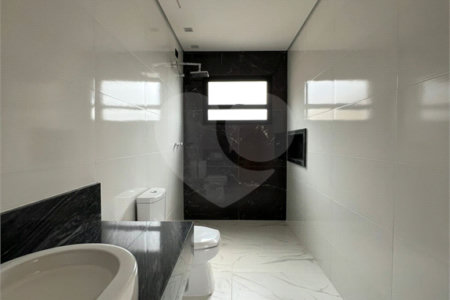 Casa à venda com 3 suítes no condomínio Spazio Design, Bragança Paulista - SP