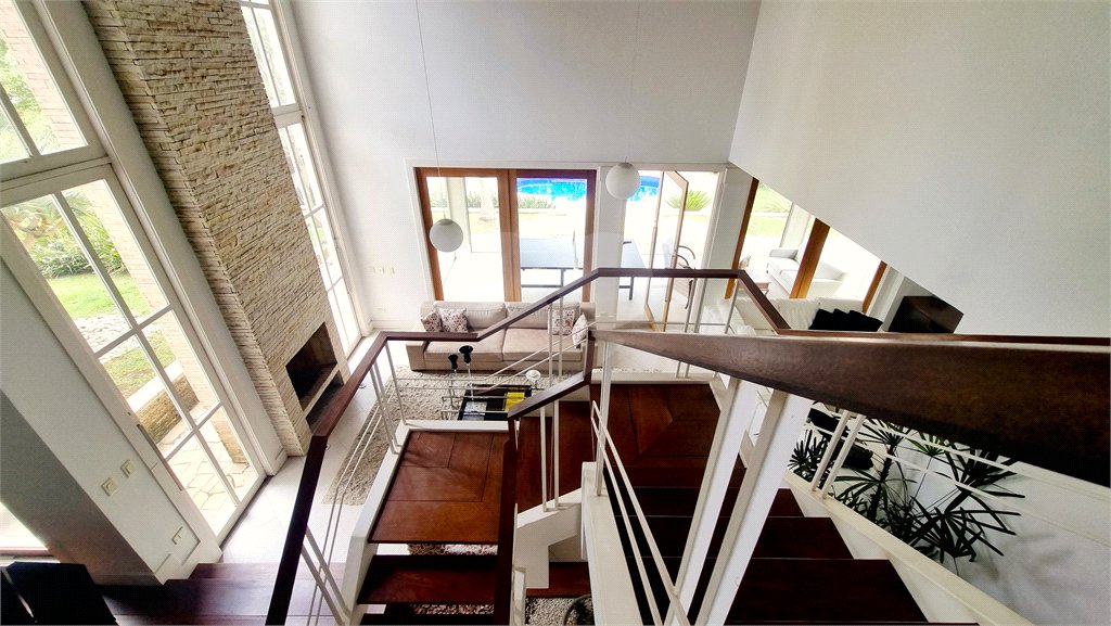 Casa à venda ou para alugar com 5 suítes em Serra da Cantareira, Mairiporã, SP