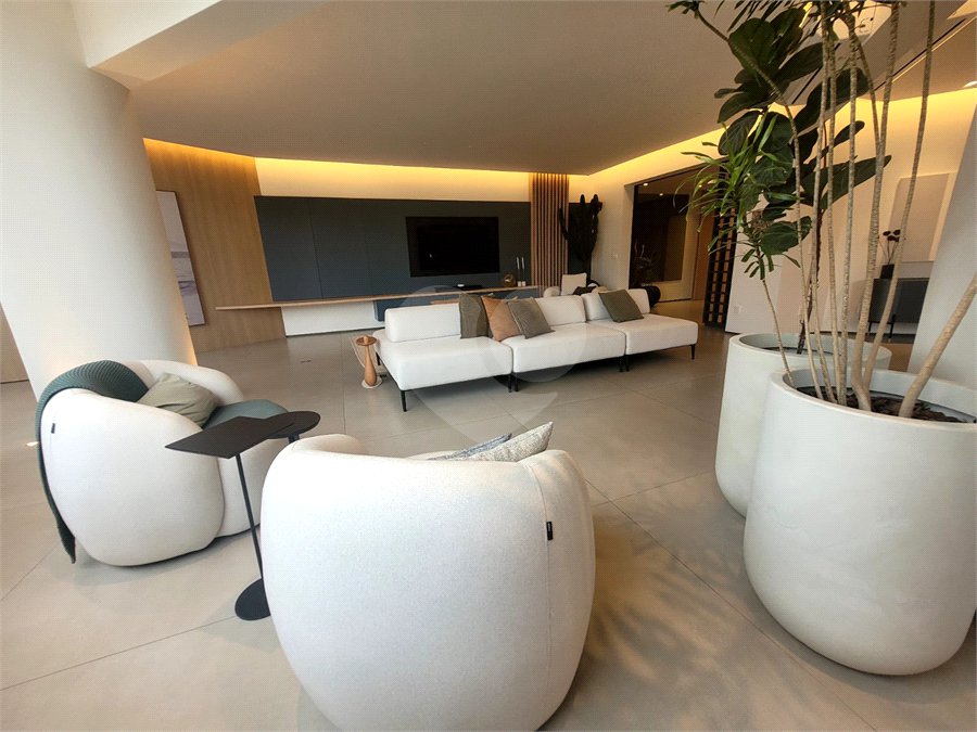 Apartamento à venda com 4 quartos, sendo 1 suíte,  em Ipanema, Rio de Janeiro, RJ