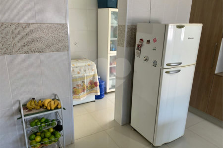 Casa à venda com 3 quartos, sendo 2 suítes, em Jardim Celani, Salto, SP