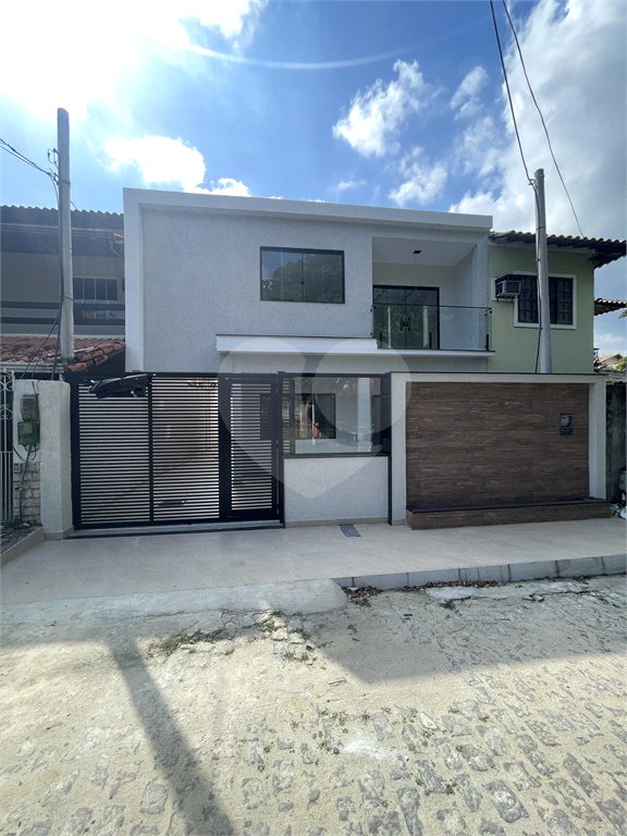 Casa à venda com 4 quartos, sendo 1 suíte, em Campo Grande, Rio de Janeiro, RJ