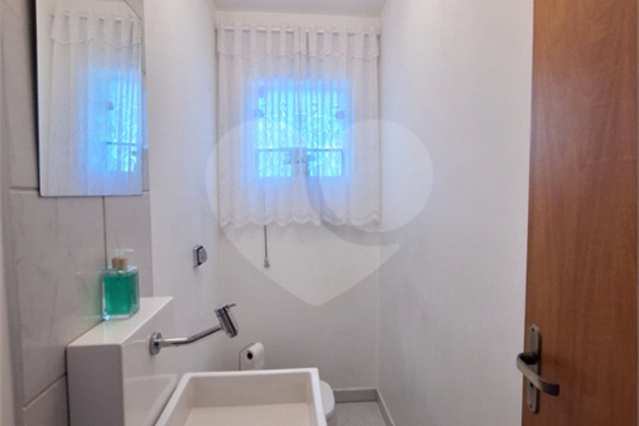 Sobrado à venda com 3 quartos, sendo 1 suíte, em Limão, São Paulo, SP