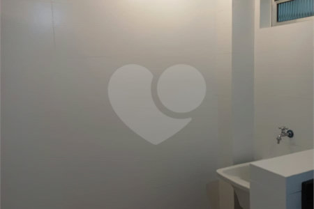 Apartamento à venda com 2 quartos em Cerqueira César, São Paulo, SP