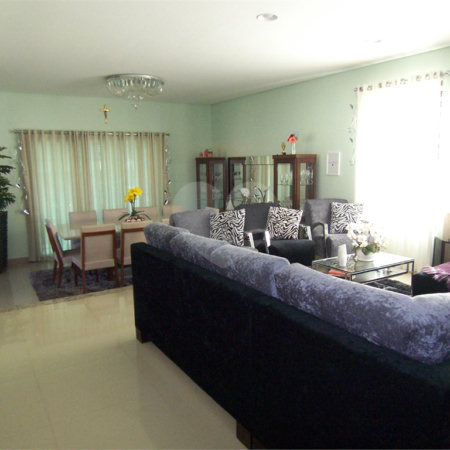 Casa à venda com 3 suítes no condomínio Residencial Recanto dos Paturis, Vinhedo - SP