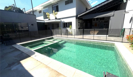 Sobrado à venda com 4 quartos, sendo 3 suítes,  em Jardim Prudência, São Paulo, SP