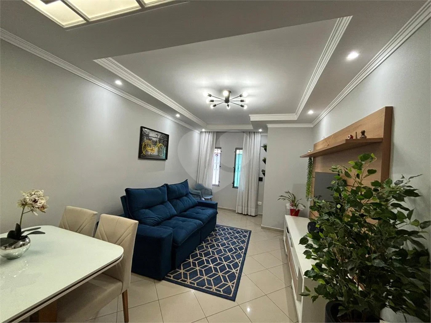Casa à venda com 3 quartos, sendo 1 suíte, no condomínio Mira Estrela, São Paulo - SP