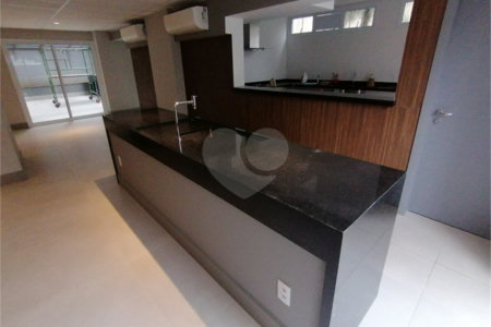 Apartamento à venda com 3 quartos, sendo 1 suíte, em Jardim Paulista, São Paulo, SP
