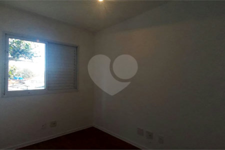 Apartamento à venda com 2 quartos em Jardim Esmeralda, São Paulo, SP
