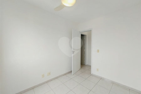 Apartamento à venda ou para alugar com 2 quartos em Vila Anastácio, São Paulo, SP