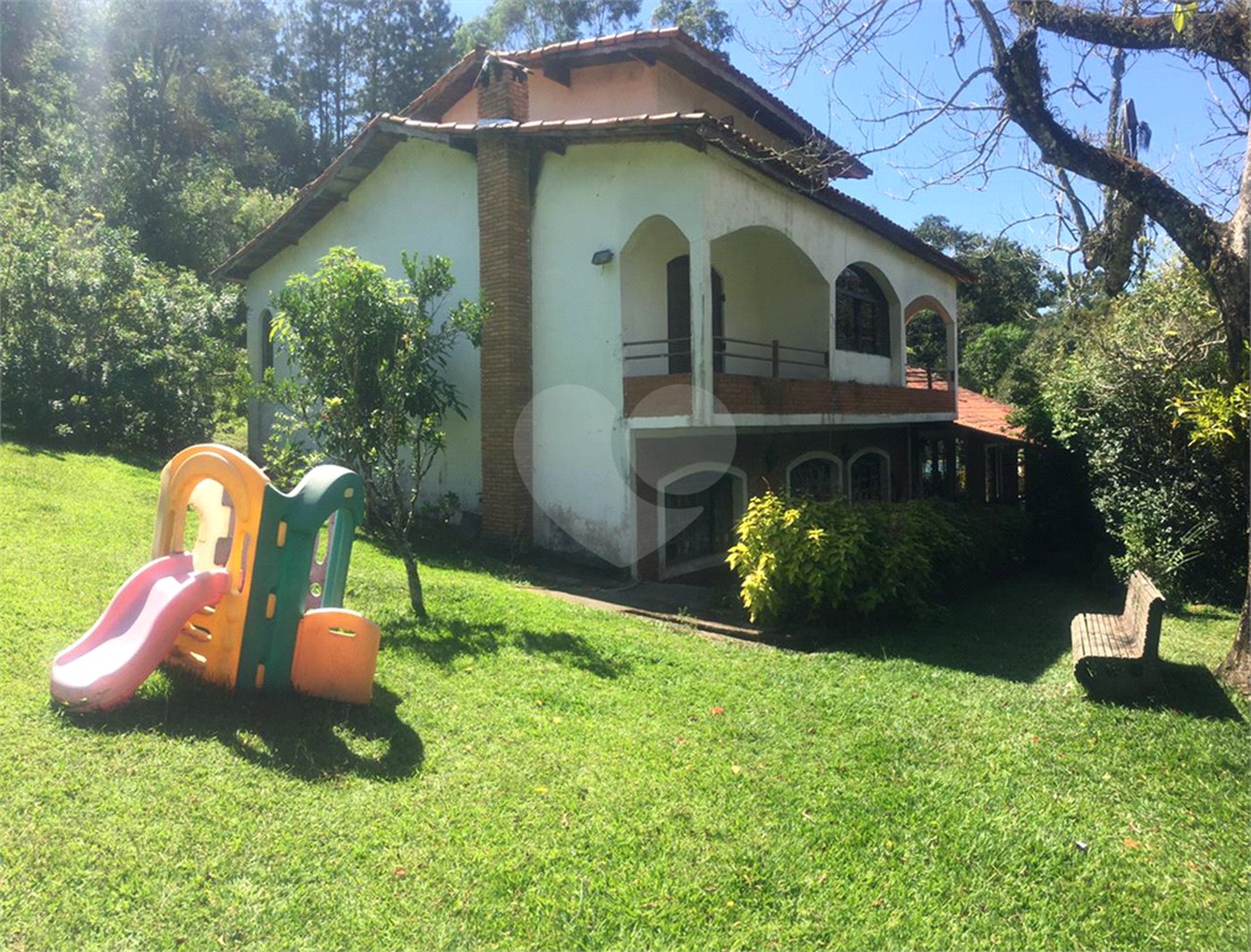 Sítio à venda com 9 quartos, sendo 4 suítes, em Remédios, Mairiporã, SP